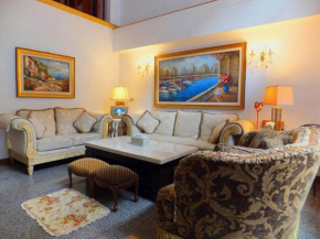 Гостиница Gloria House  Хуален